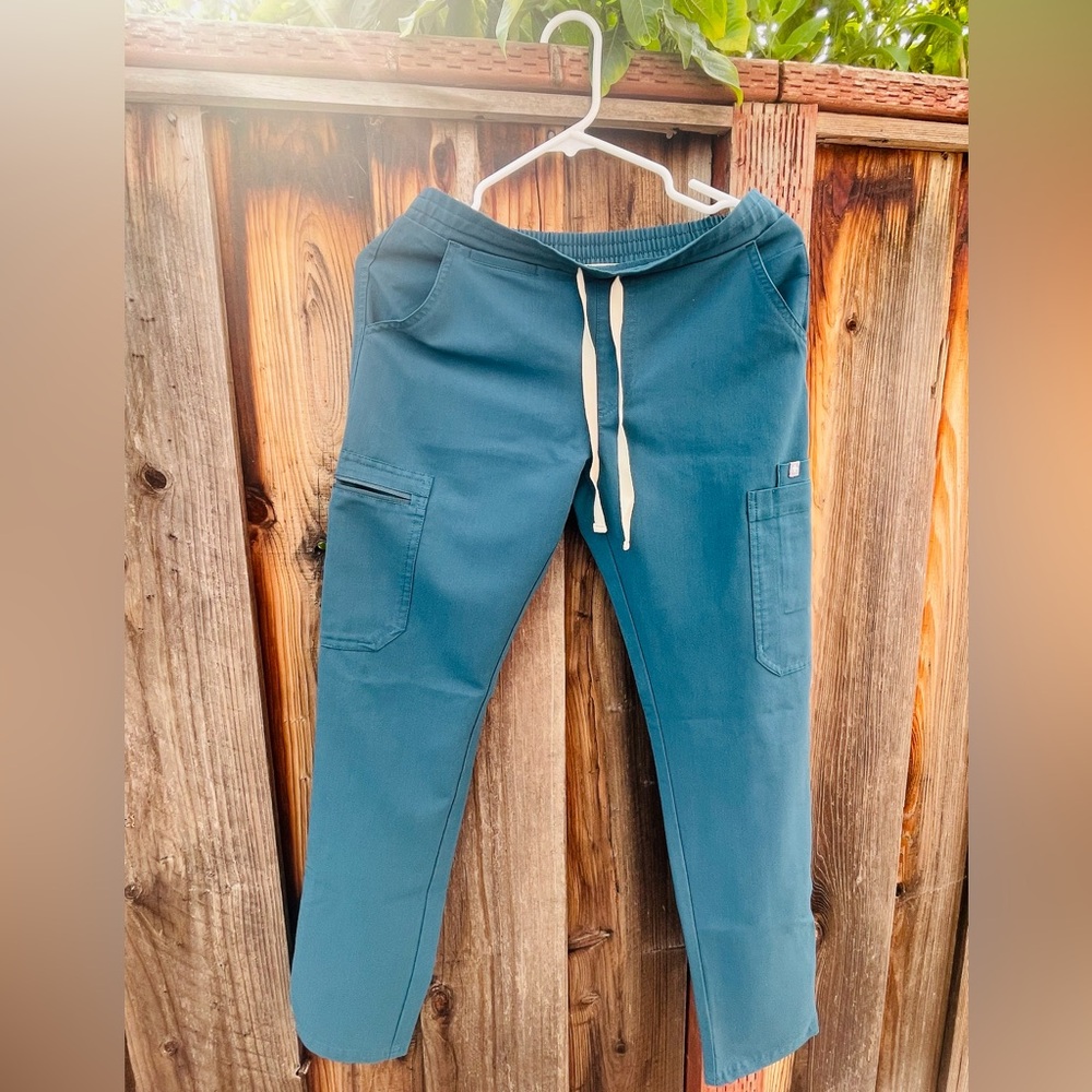 Figs Women’s Caribbean Blue Scrub Pants